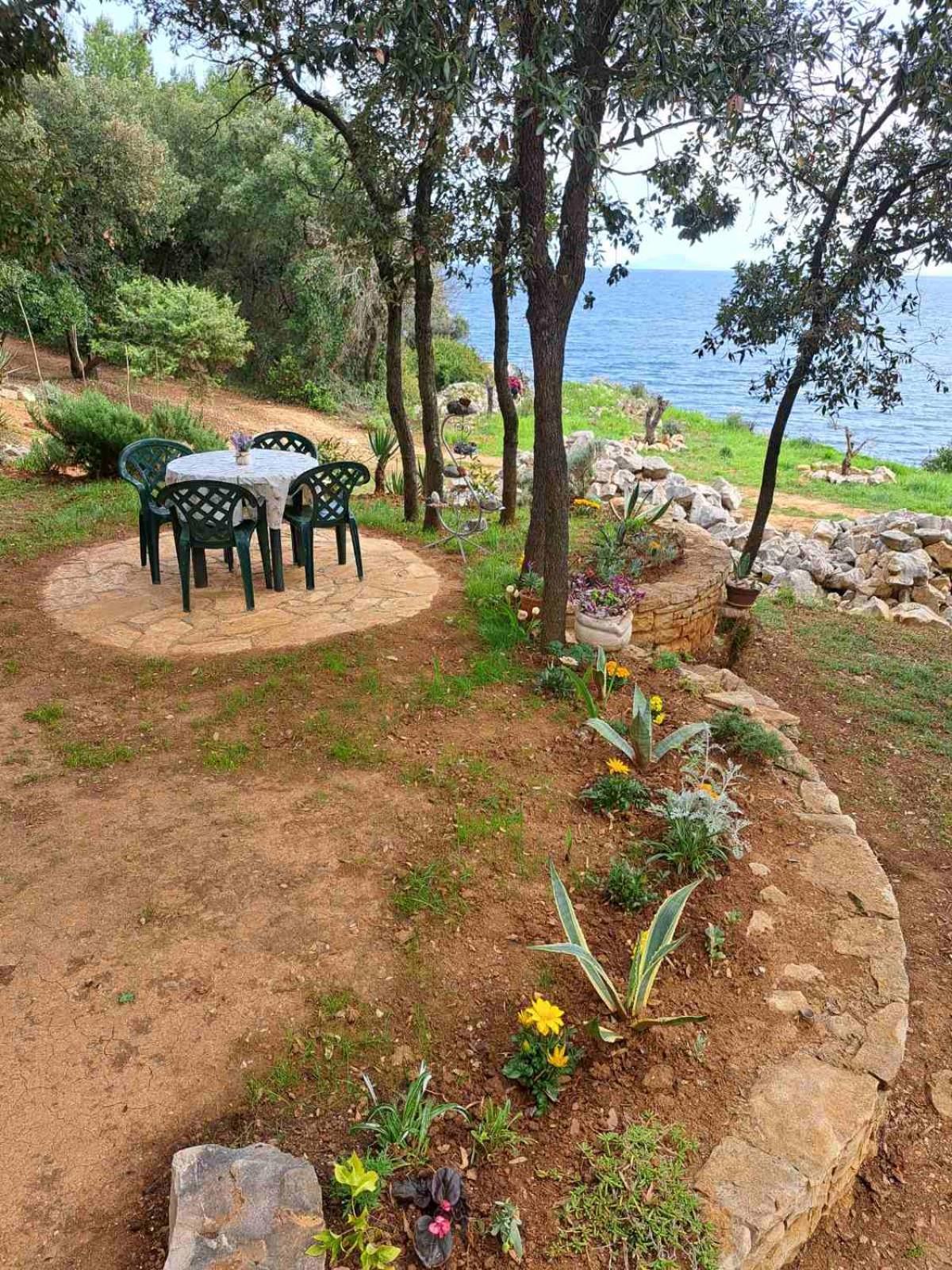Cottage On The Kavran Beach エクステリア 写真
